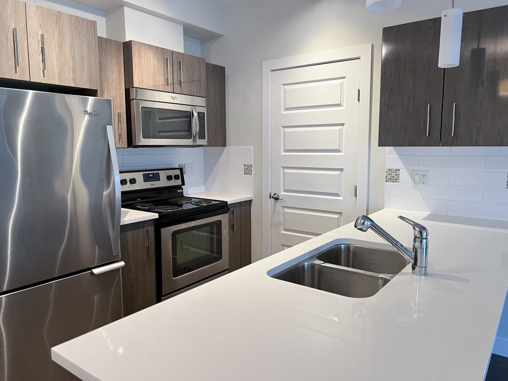 2 Bedroom Apartment for Rent - 5477 200th Street, Langley, BC 3