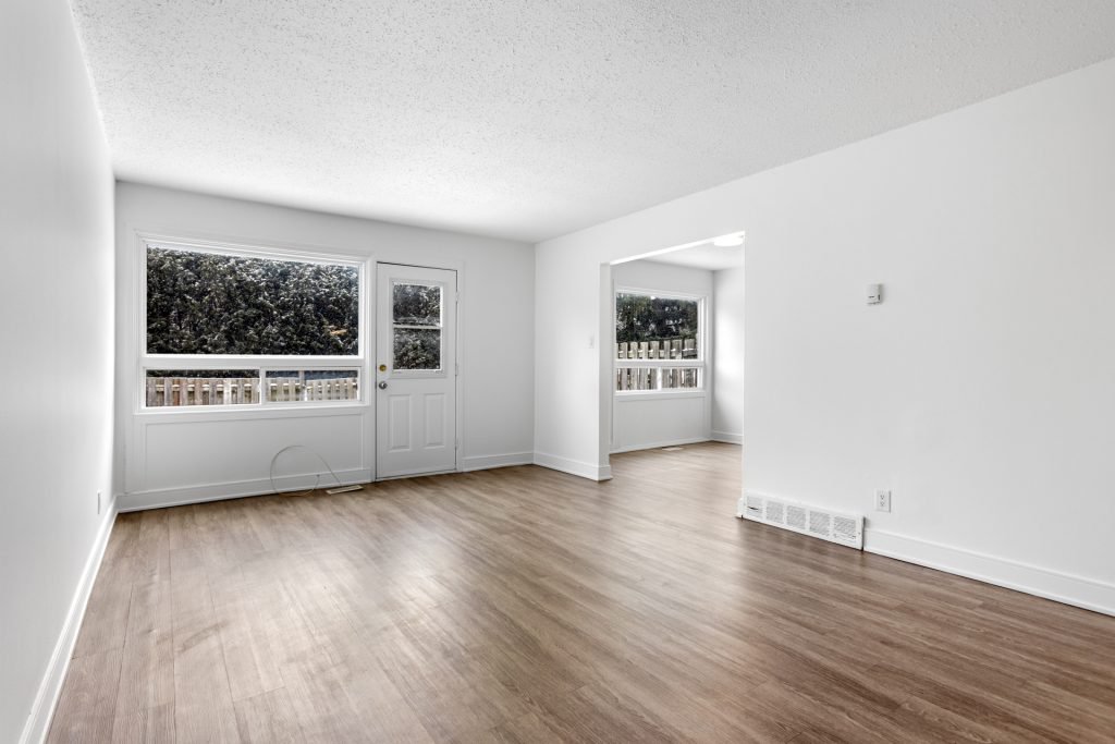 3 Bedroom Townhouse for Rent - 120 Beaverbrook Lane, Kanata, ON 4