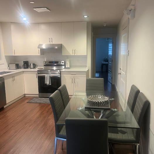 2 Bedroom Private Suite for Rent - 1080 Ewson St, White Rock, BC 4