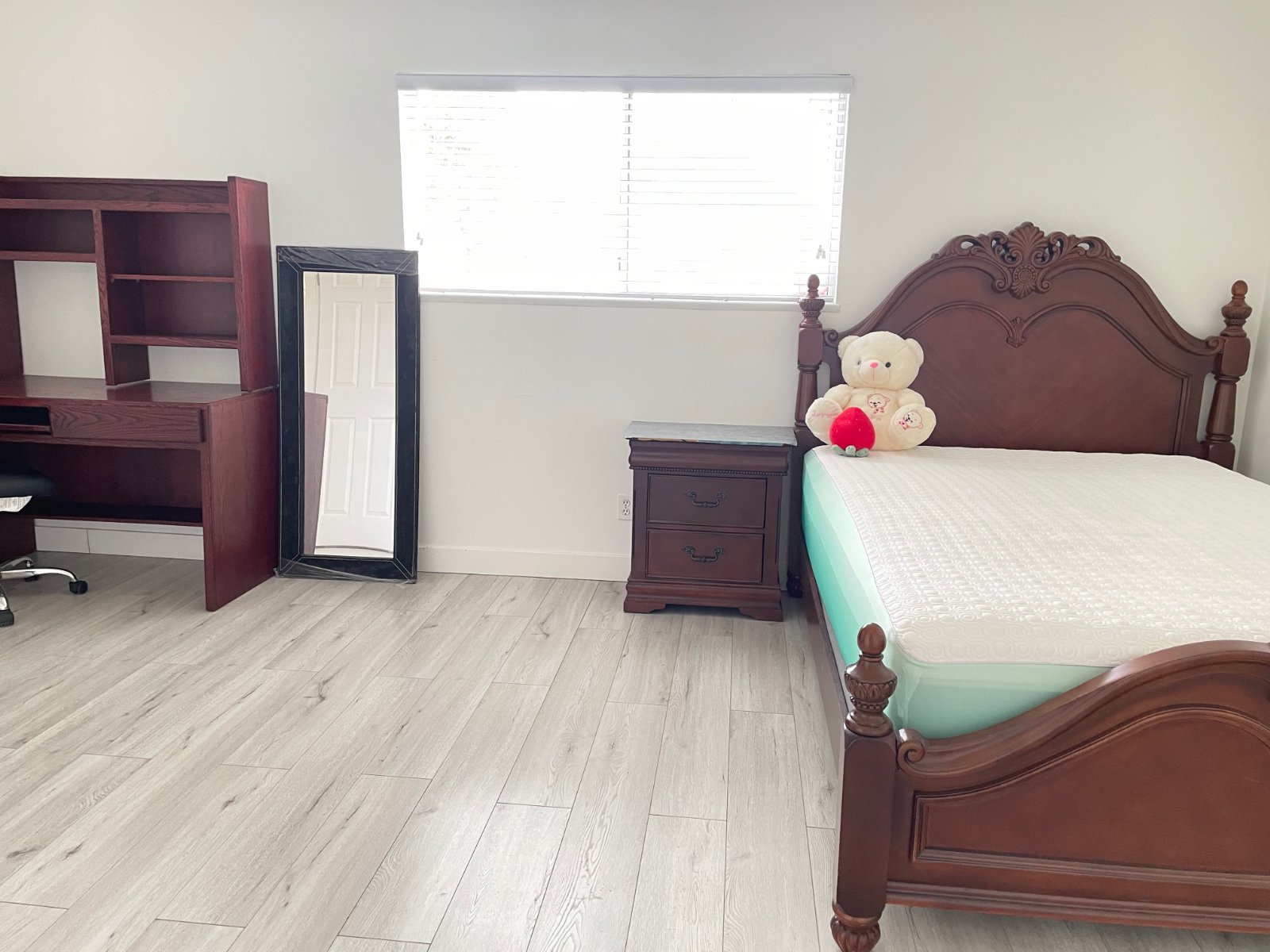 Room in House for Rent - Williams Rd, Richmond, BC 5