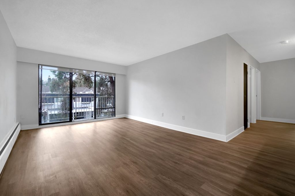 Studio Apartment for Rent - 535, 555 Shaw Avenue, Coquitlam, BC 4