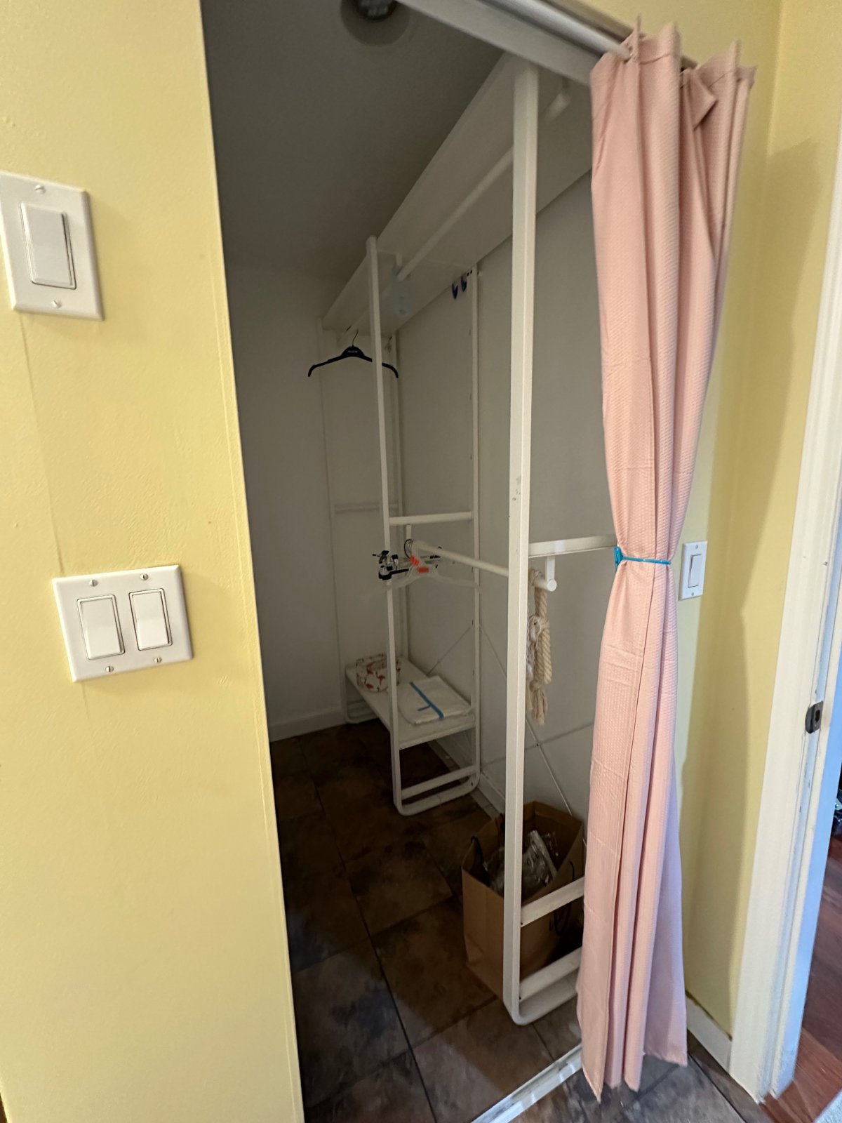 Room in House for Rent - 4423 W 13th Ave, Vancouver, BC 4