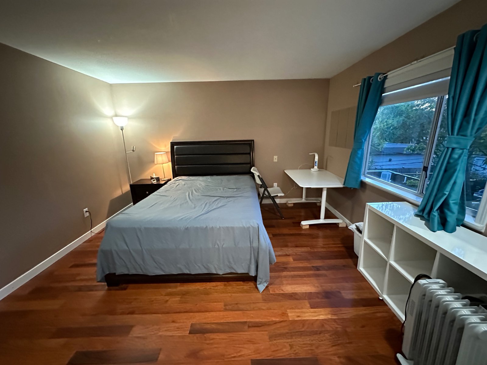 Room in House for Rent - 4423 W 13th Ave, Vancouver, BC 2