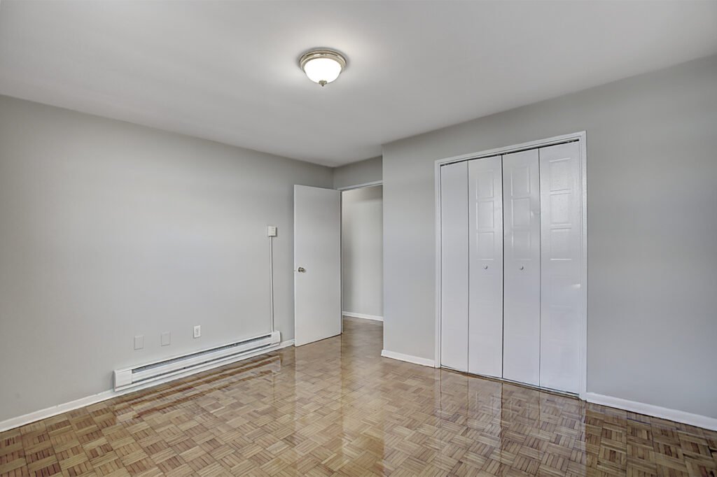 2 Bedroom Apartment for Rent - 5, 15, 25, 35 Jansusie Road, Etobicoke, ON 4