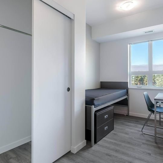 Room in Apartment for Rent - 225 Rutland Rd S, kelowna, BC 4
