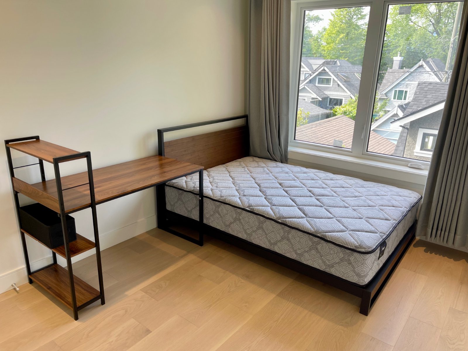 Room in House for Rent - 3817 W 15th Ave, Vancouver, BC 2