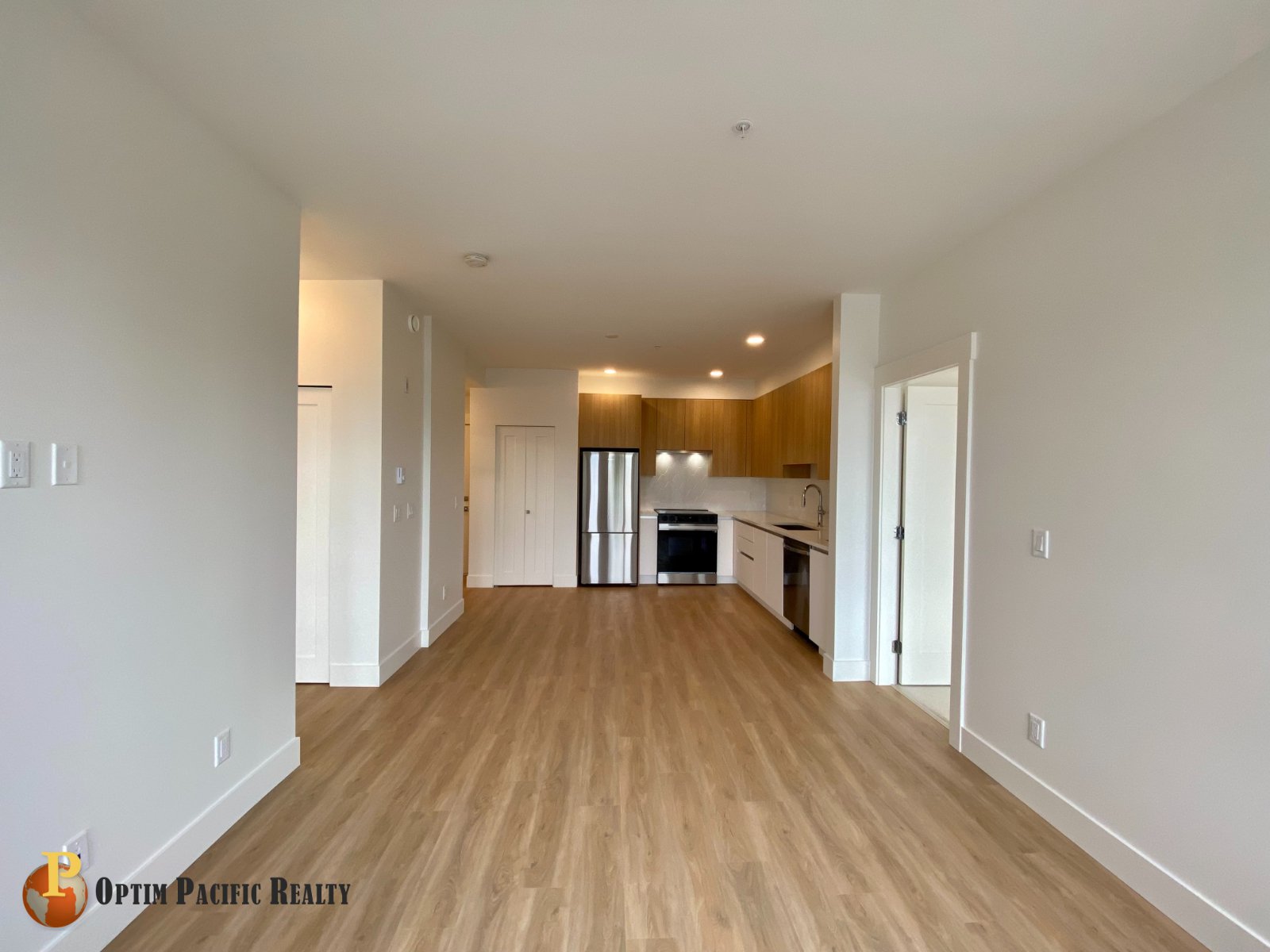 2 Bedroom Apartment for Rent - 11907 223rd St, Vancouver, BC 5
