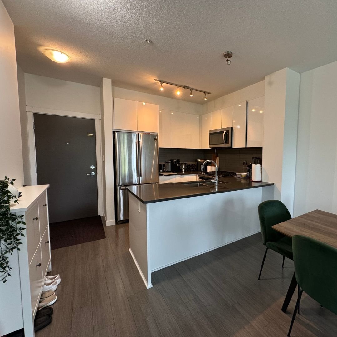 2 Bedroom Apartment for Rent - 15138 34 Ave, Surrey, BC 3