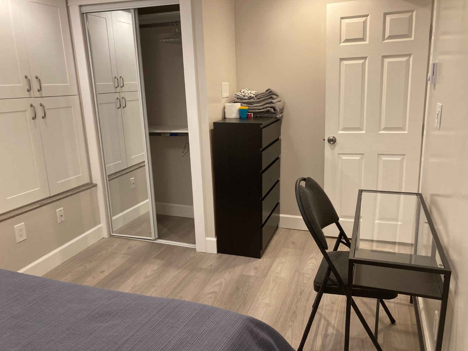 Room in Apartment for Rent - 1550 Comox St, Vancouver, BC 3
