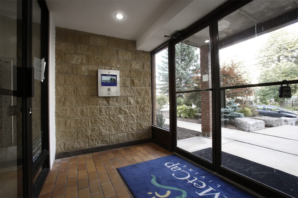 2 Bedroom Apartment for Rent - 120 Elm St, Collingwood, ON 2