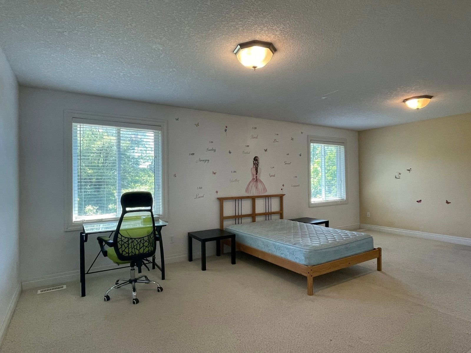 Room in House for Rent - 6 Amherst Dr, Kitchener, ON 2