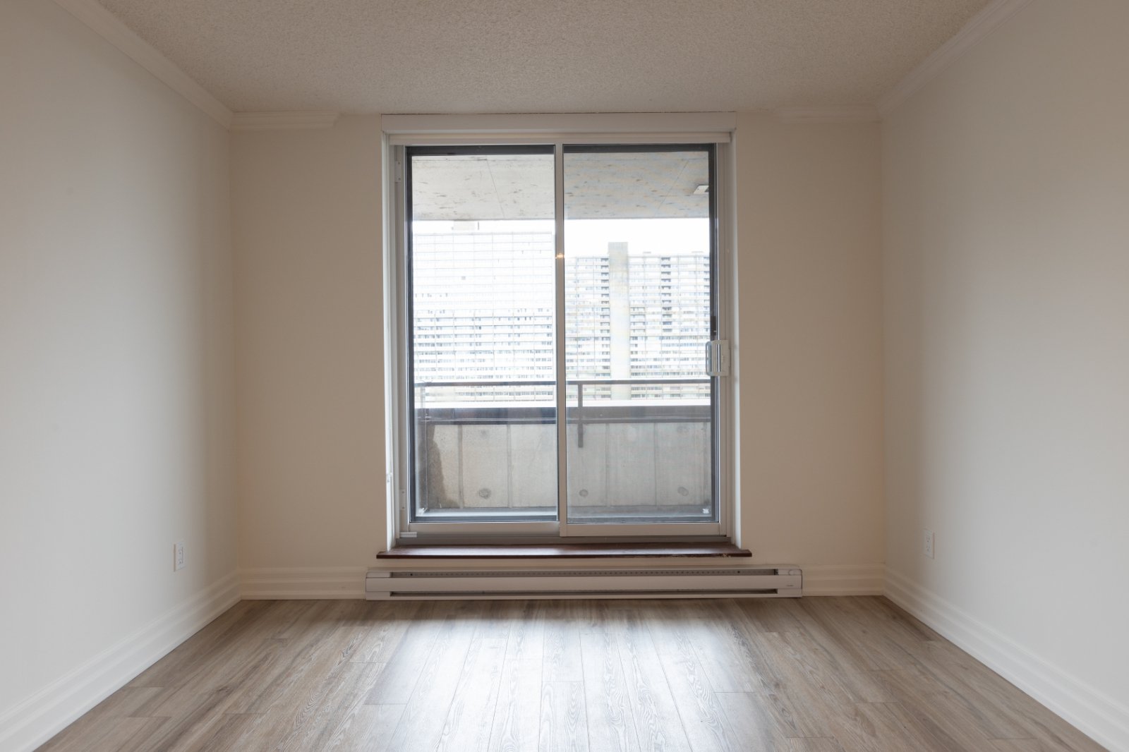 2 Bedroom Apartment for Rent - 435 Albert, Ottawa, ON 4