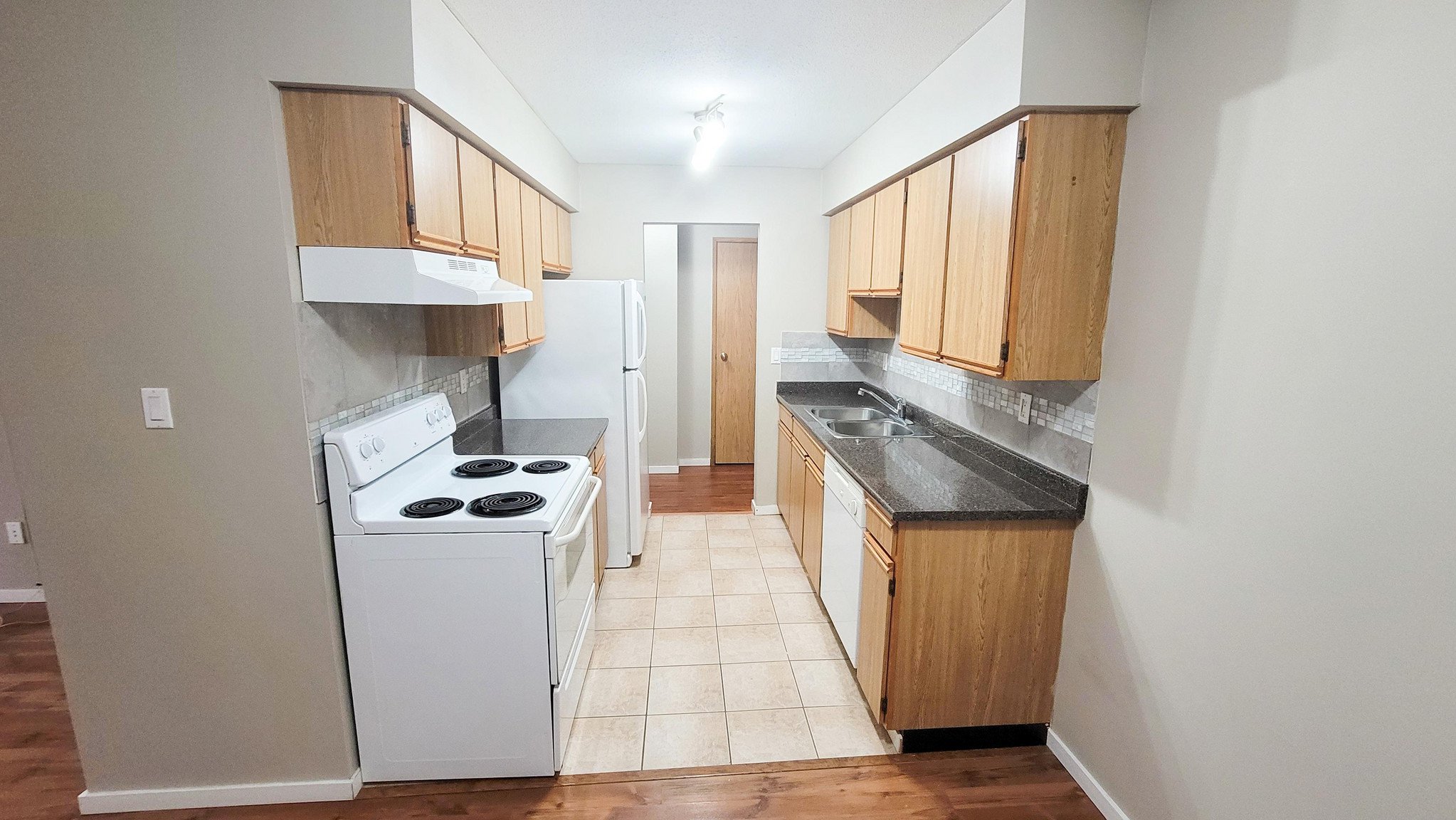 2 Bedroom Apartment for Rent - 33184 George Ferguson Way, Abbotsford, BC 3