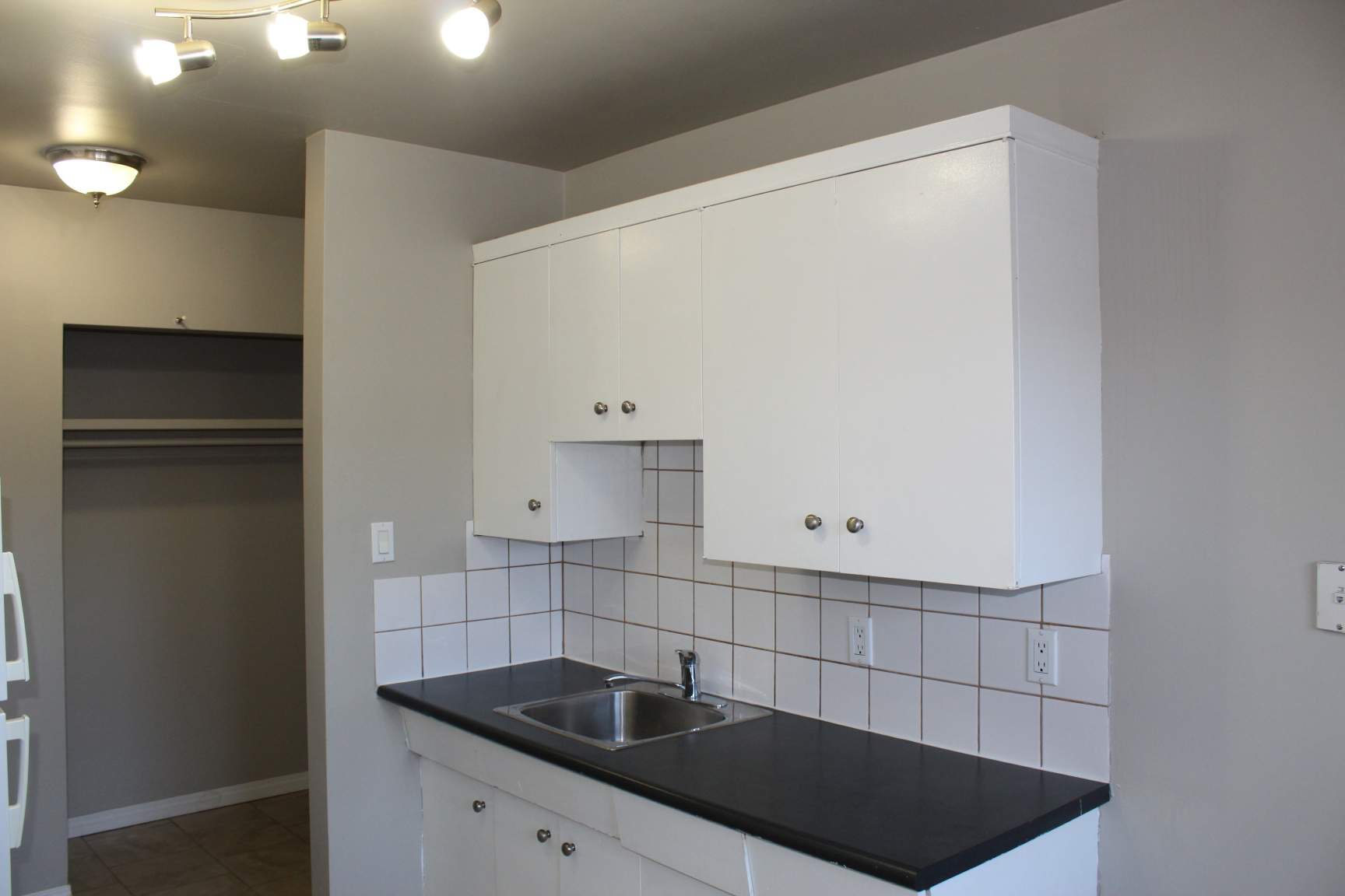 2 Bedroom Apartment for Rent - 10729 104 Street NW, Edmonton, AB 4