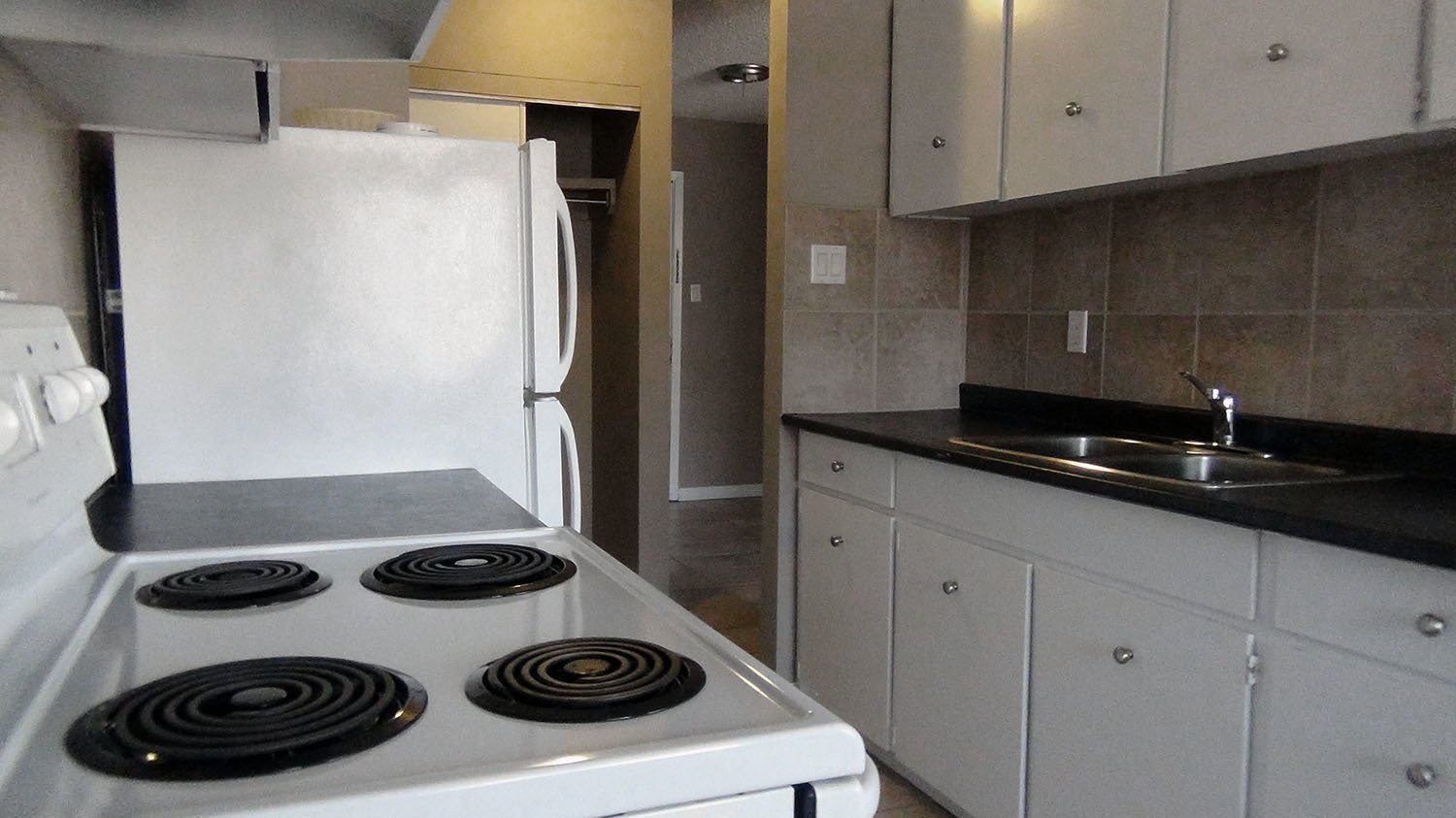 2 Bedroom Apartment for Rent - 10614 122 Street NW, Edmonton, AB 3