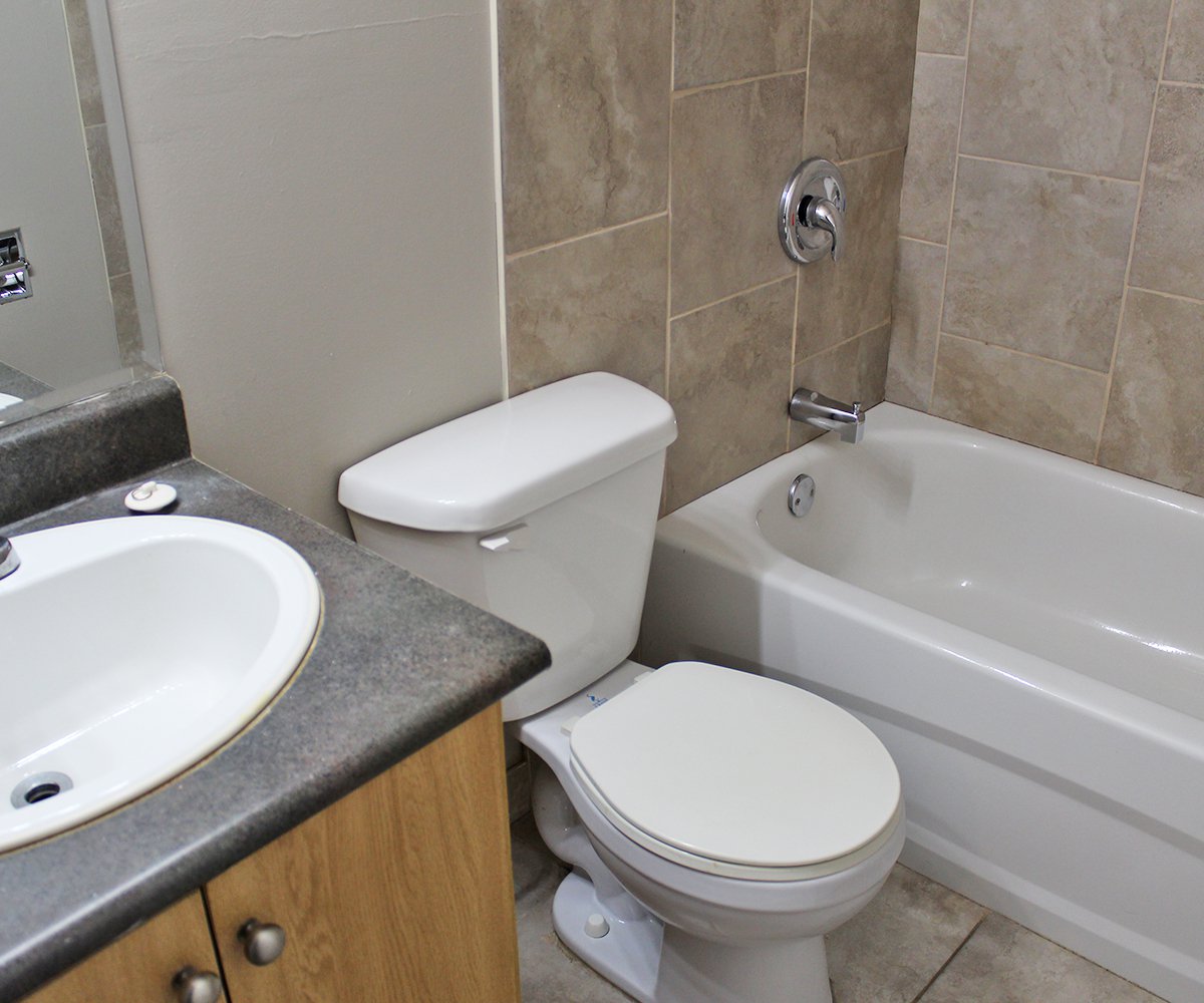 Studio Apartment for Rent - 11841 105 Street NW, Edmonton, AB 3