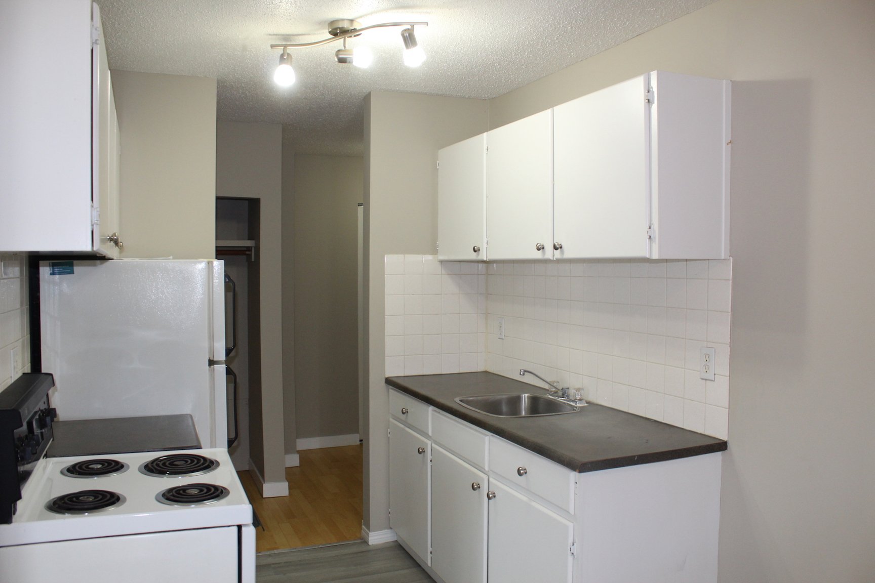 2 Bedroom Apartment for Rent - 10320 123 Street NW, Edmonton, AB 5