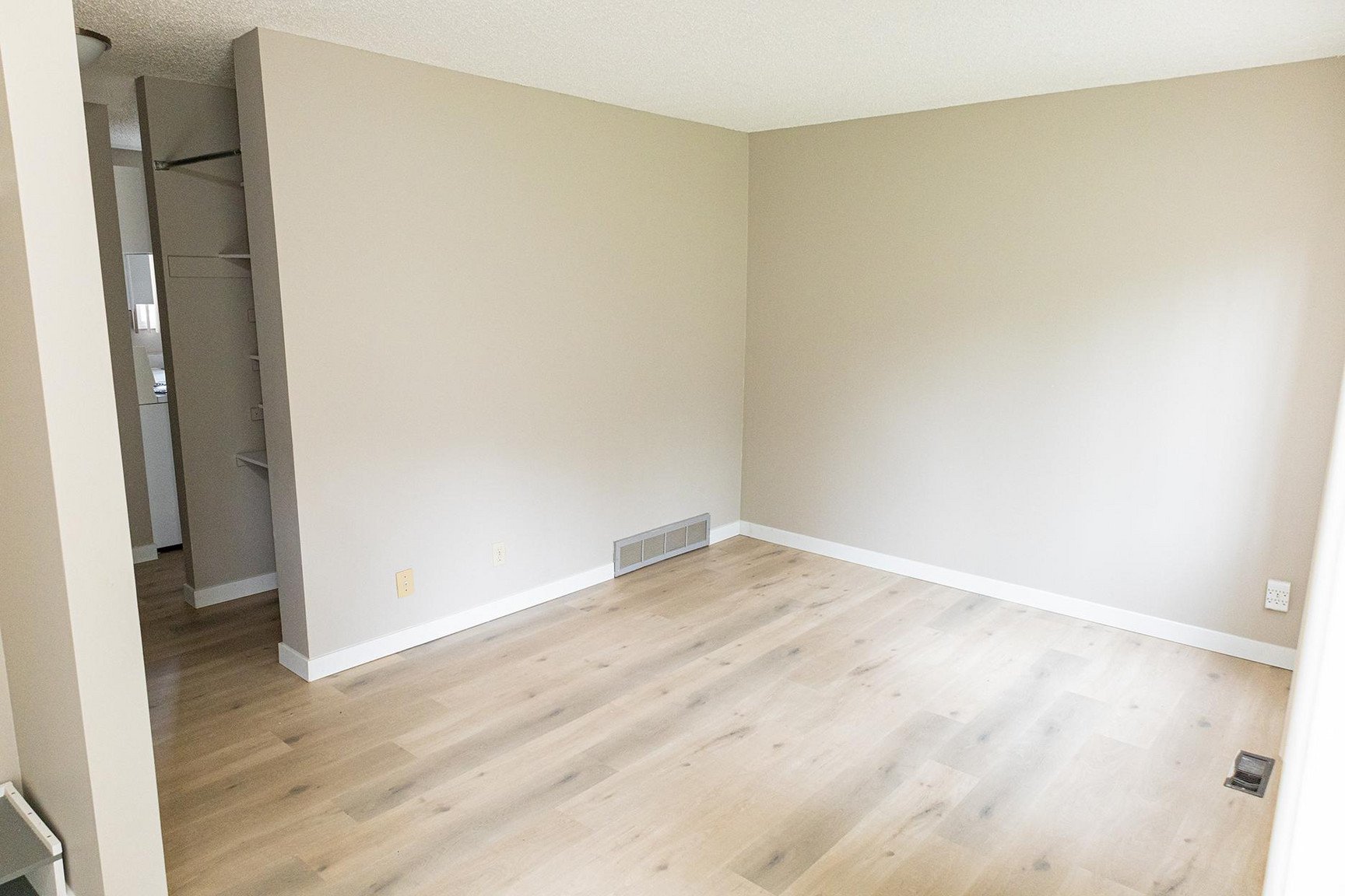 2 Bedroom Townhouse for Rent - 821 20 Street N, Lethbridge, AB 3