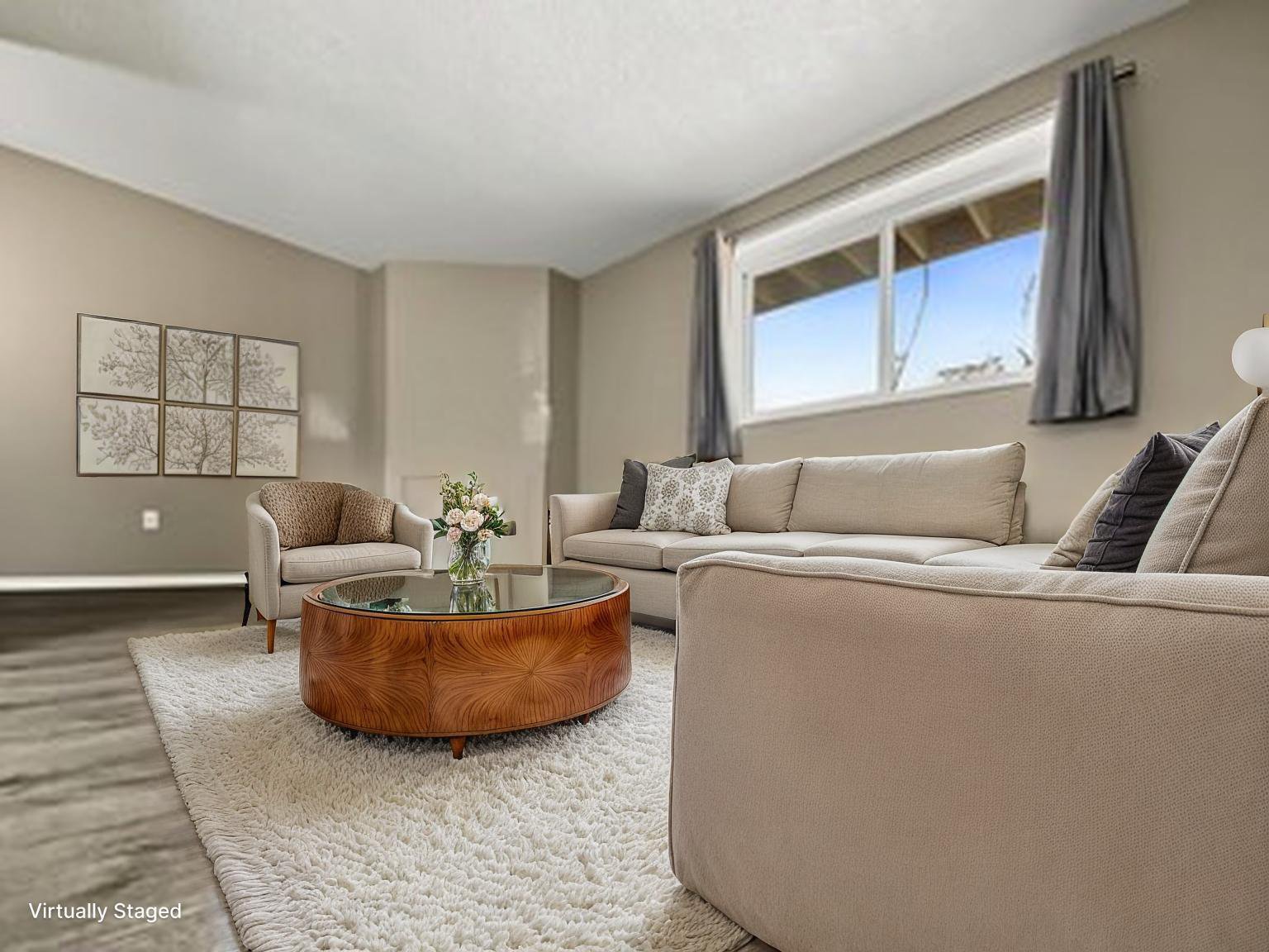 2 Bedroom Apartment for Rent - 262 &amp; 266 Pinehouse Place, Saskatoon, SK 2