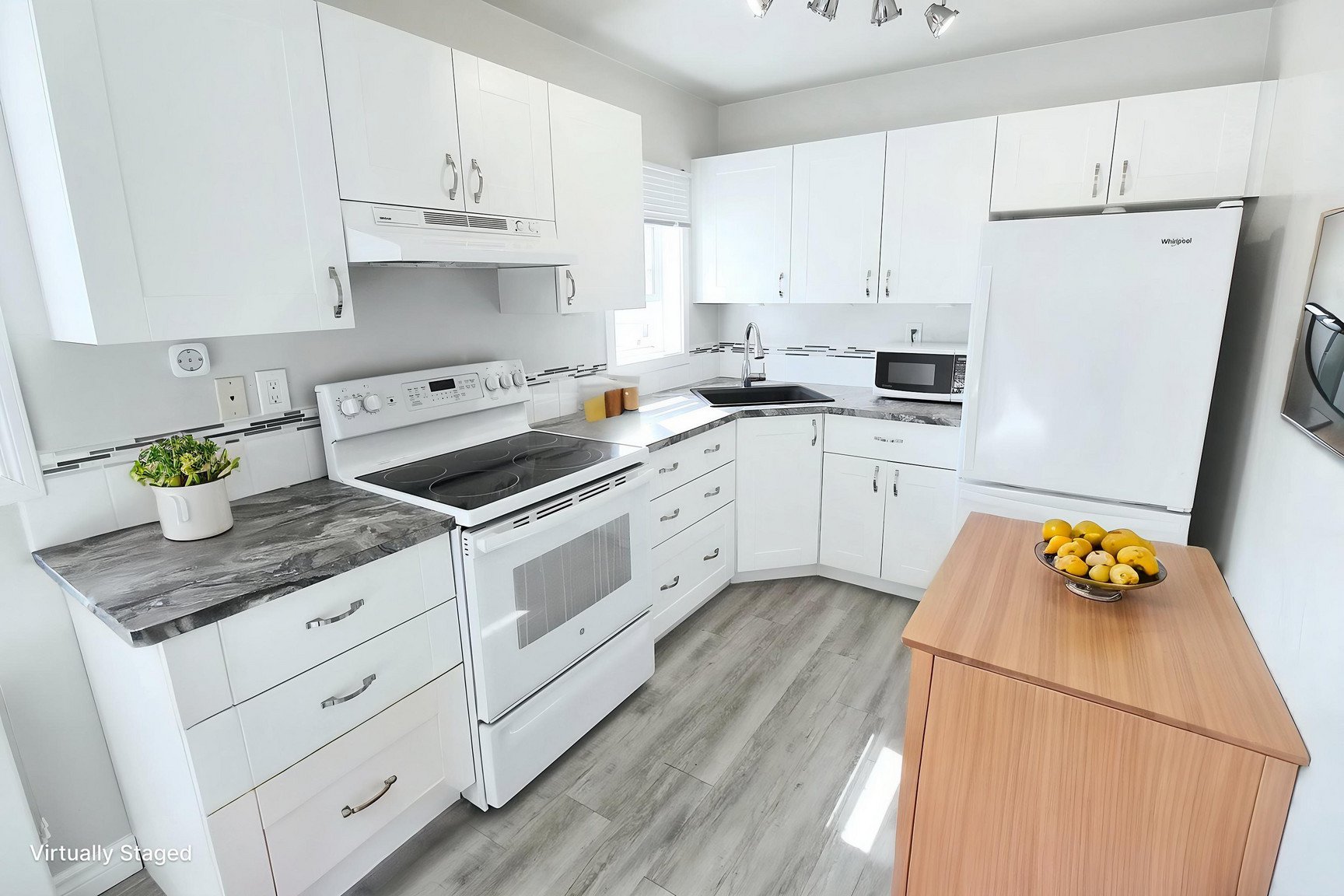 2 Bedroom Apartment for Rent - 11310 109 Avenue NW, Edmonton, AB 4