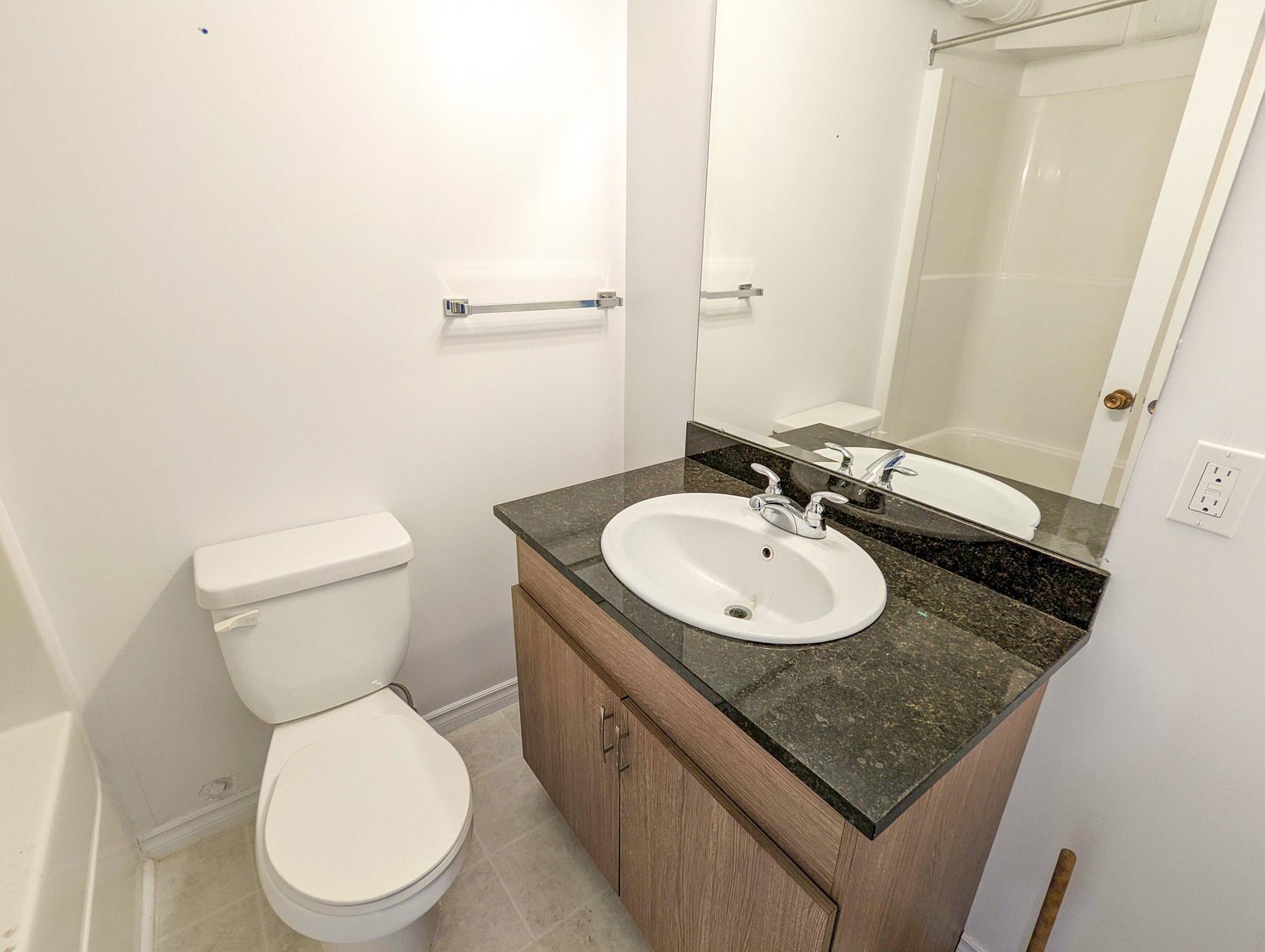 2 Bedroom Apartment for Rent - 9745 106 Street NW, Edmonton, AB 4