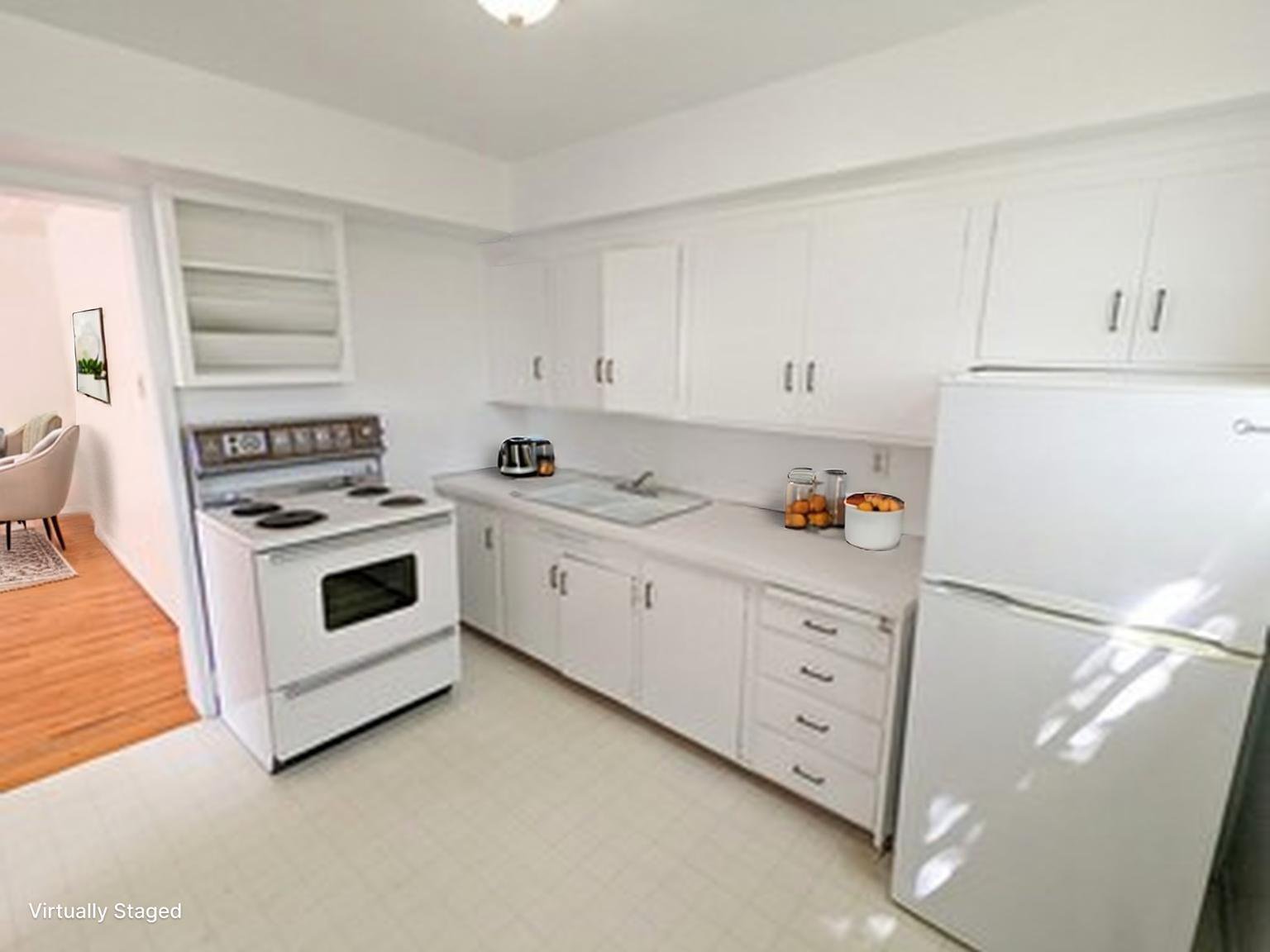 Studio Apartment for Rent - 9715 104 Street NW, Edmonton, AB 3