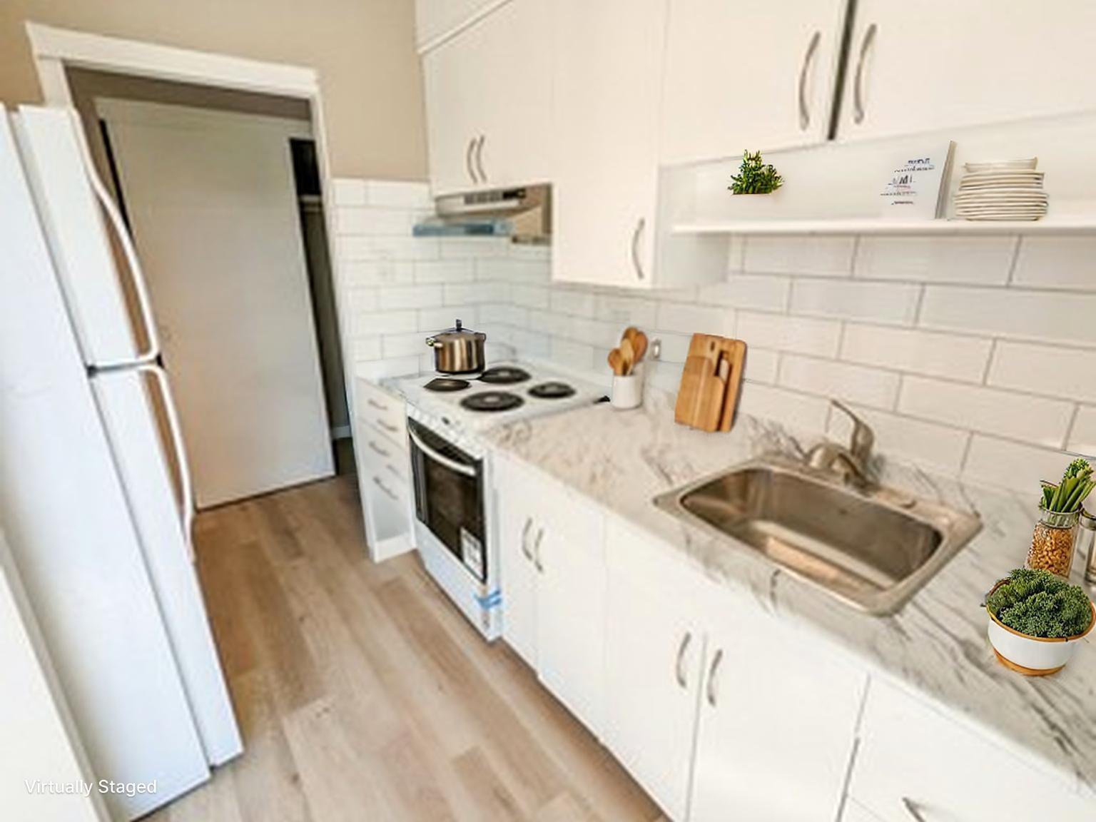2 Bedroom Apartment for Rent - 9615 104 Street NW, Edmonton, AB 3
