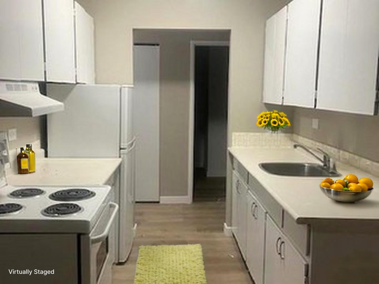 2 Bedroom Apartment for Rent - 3170 & 3176 Laurier Dr, Saskatoon, SK 4