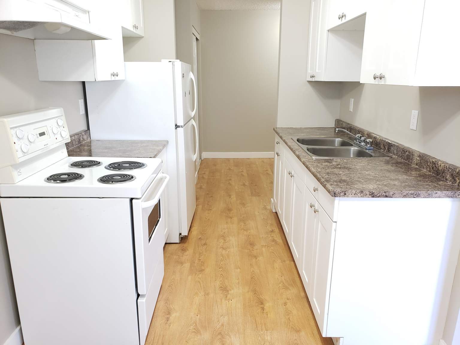 Studio Apartment for Rent - 11930 82 Street NW, Edmonton, AB 5