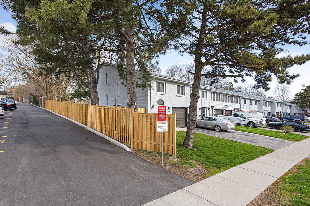 4 Bedroom Townhouse for Rent - 1539 - 1647 Williamsport Drive, Mississauga, ON 5