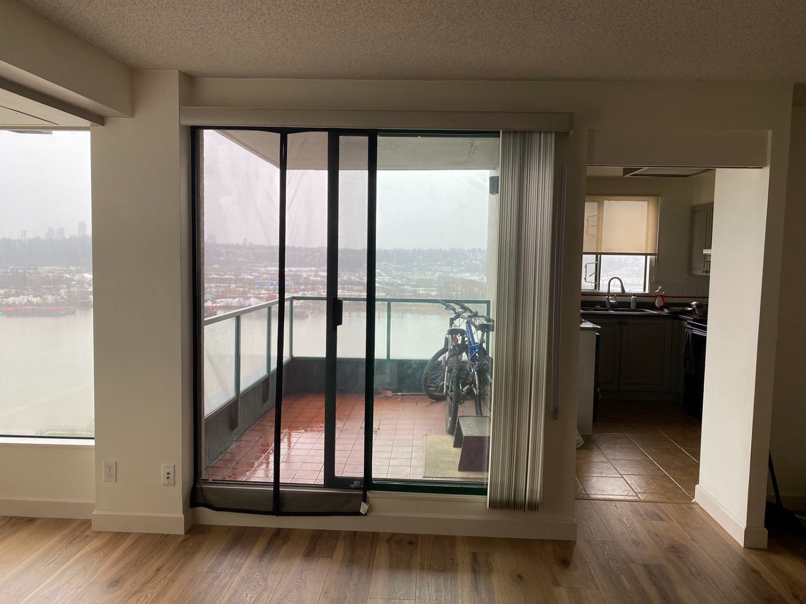 2 Bedroom Apartment for Rent - 420 Carnarvon Street, New Westminster, BC 2