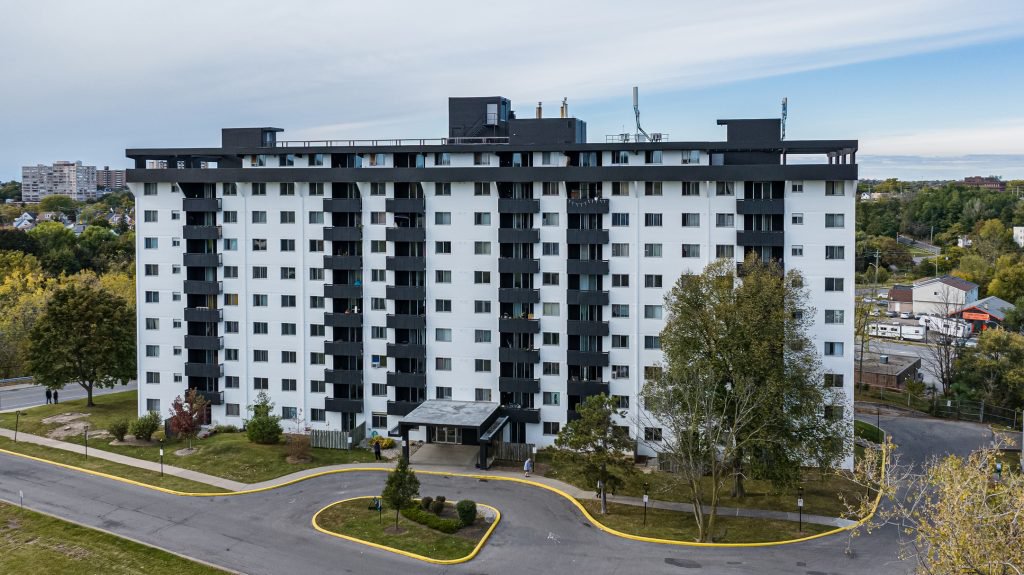 3 Bedroom Apartment for Rent - 292 Oakdale Avenue, St. Catharines, ON 5