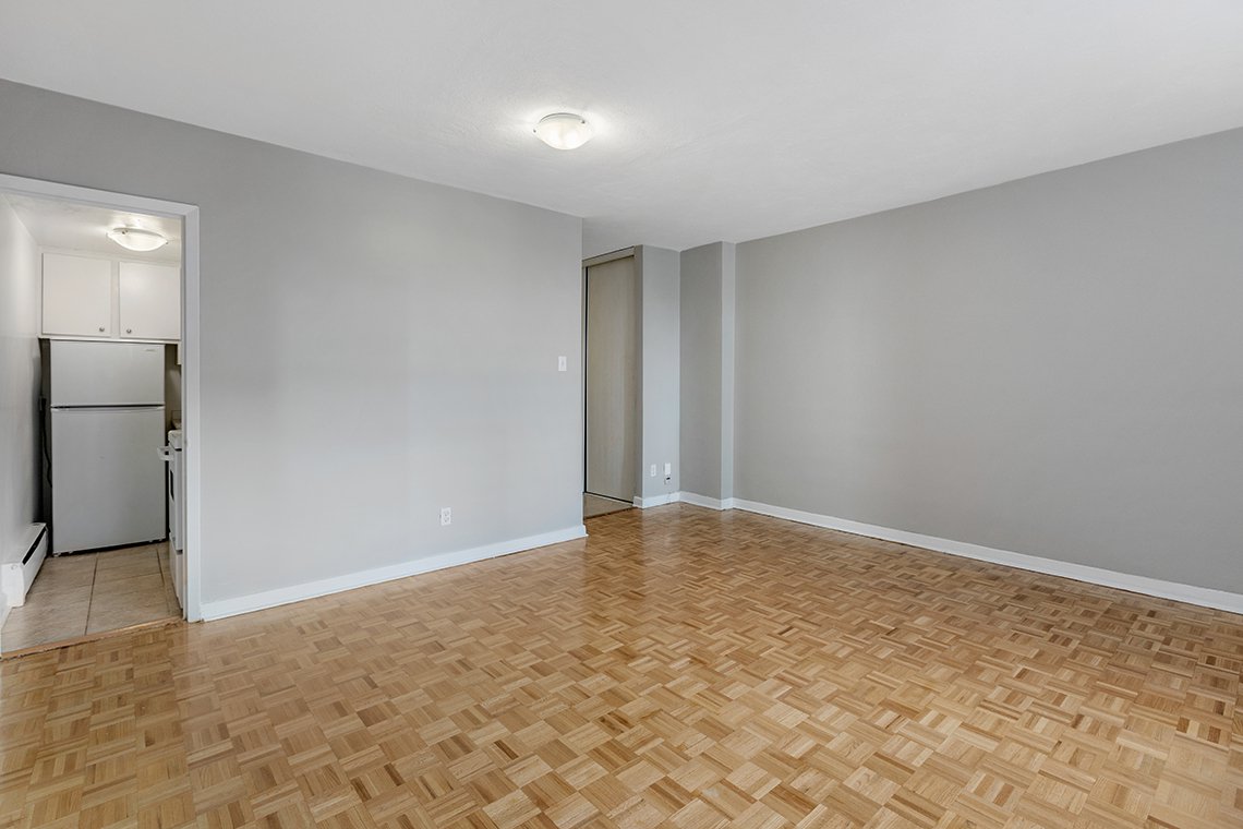 Studio Apartment for Rent - 335 Cooper St, Ottawa, ON 4