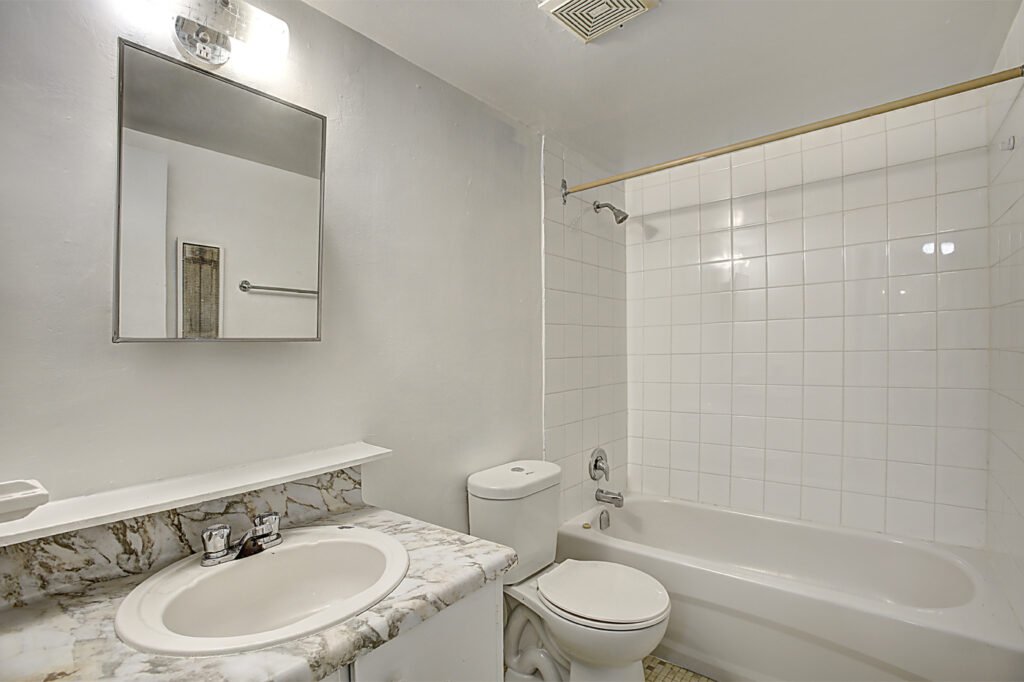 3 Bedroom Apartment for Rent - 182 Church St E, Brampton, ON 5