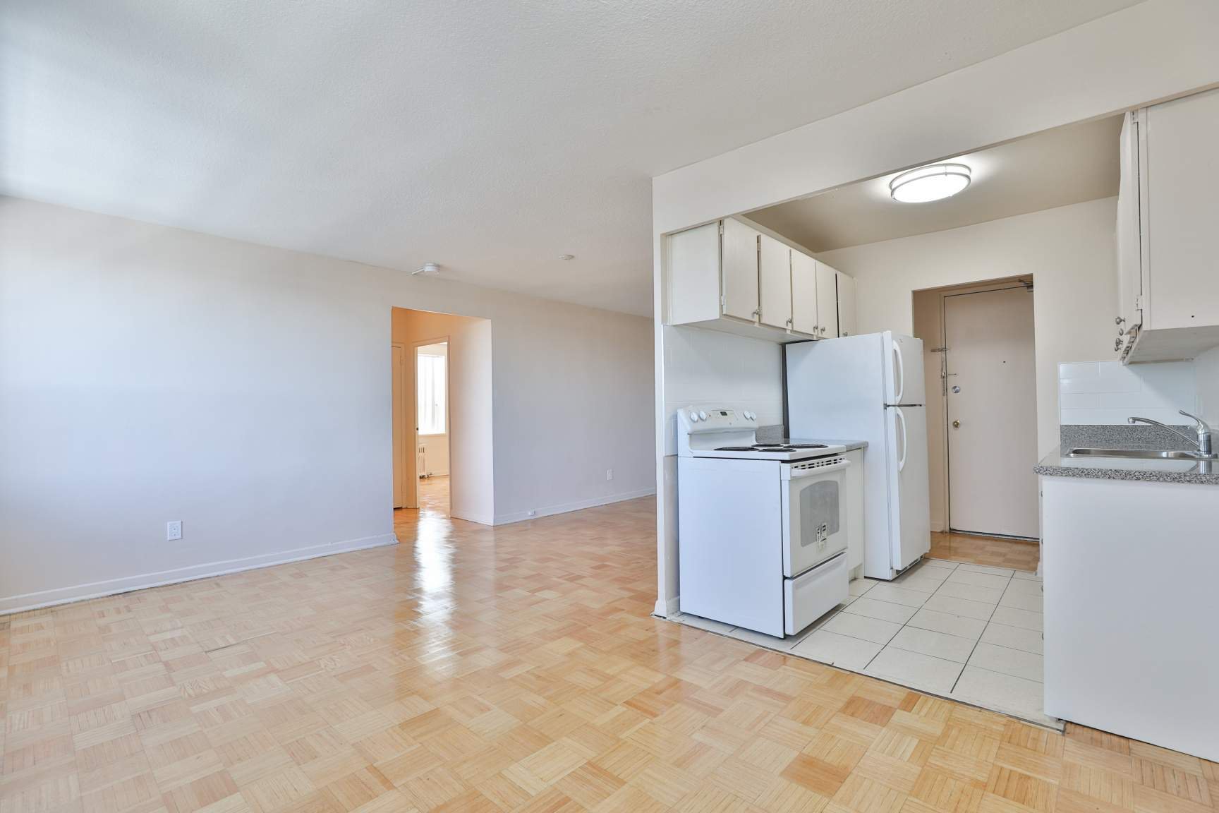 2 Bedroom Apartment for Rent - 2223 Eglinton Avenue East, Toronto, ON 3