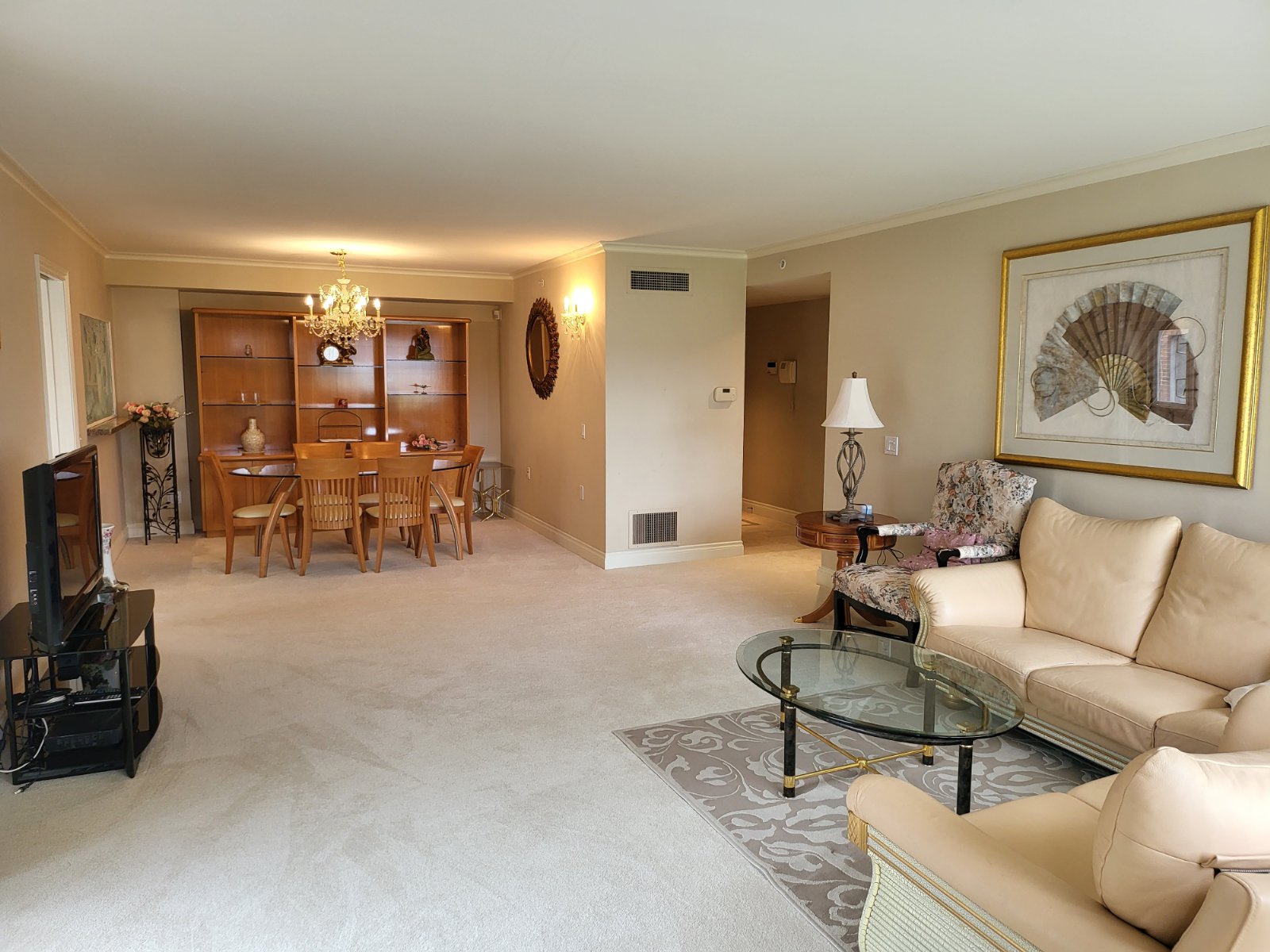 3 Bedroom Apartment for Rent - 618 W 45th Ave, Vancouver, BC 2