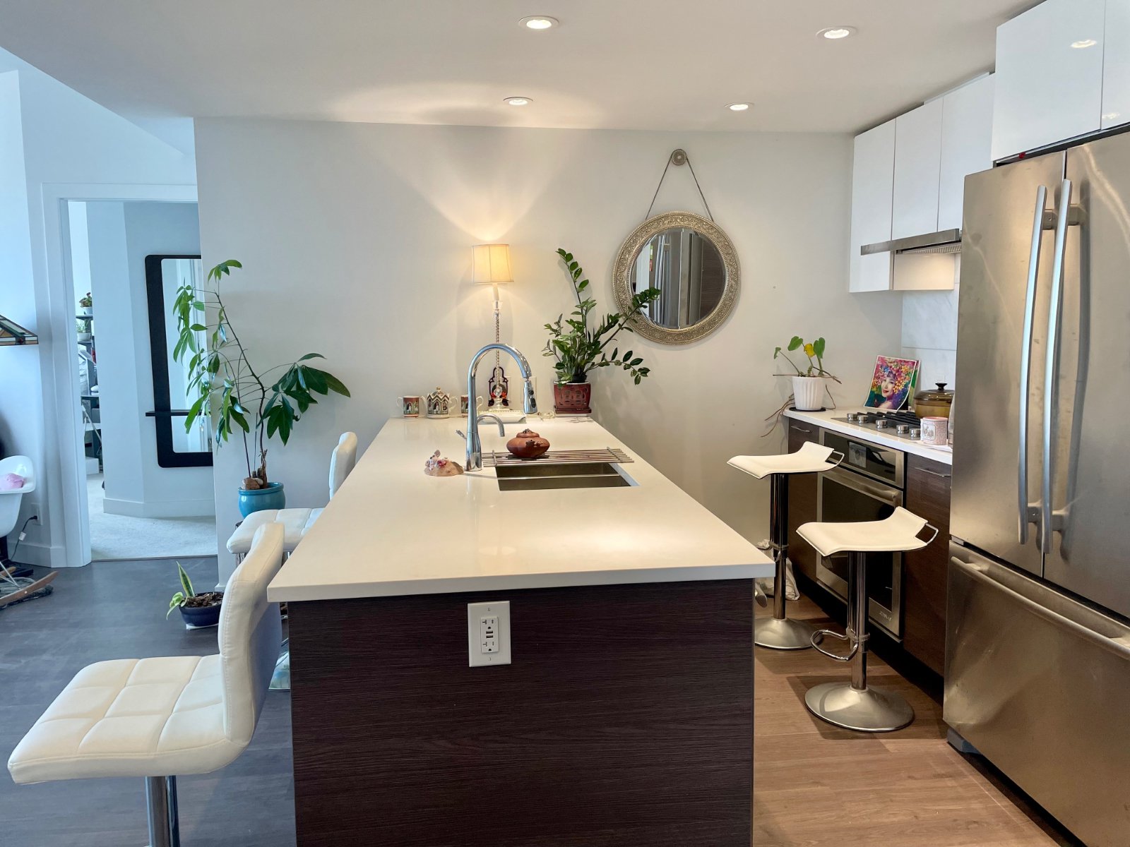2 Bedroom Apartment for Rent - 3557 Sawmill Cres, Vancouver, BC 3
