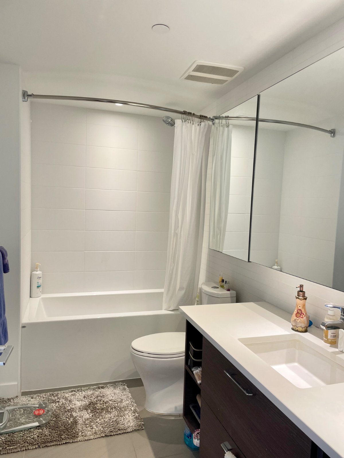 2 Bedroom Apartment for Rent - 3557 Sawmill Cres, Vancouver, BC 4