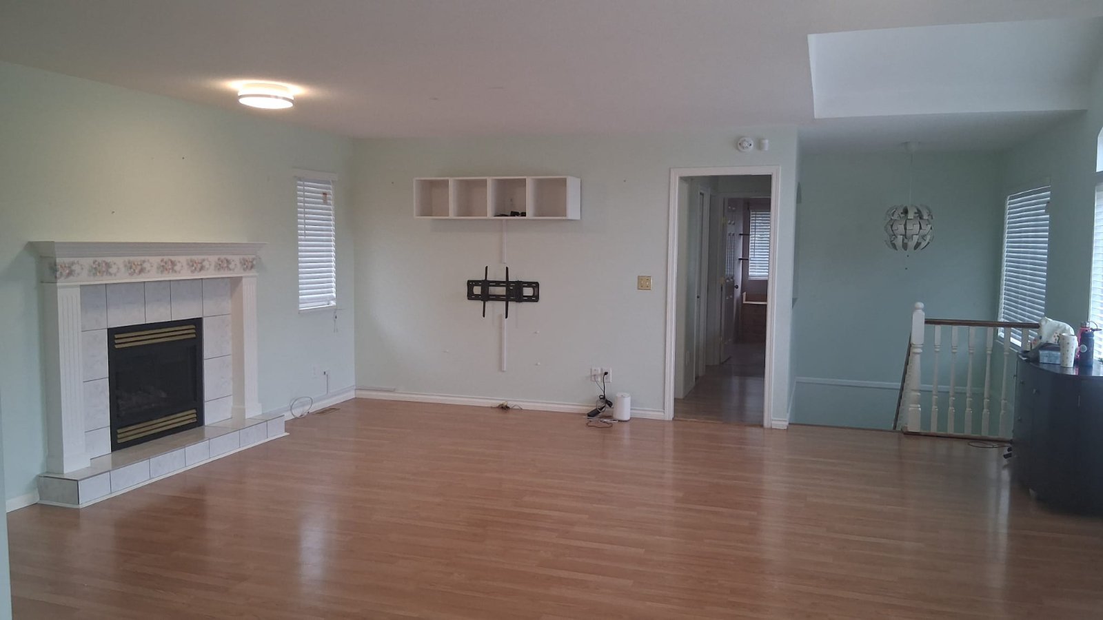 3 Bedroom Private Suite for Rent - Oxford St, Port Coquitlam, BC 5