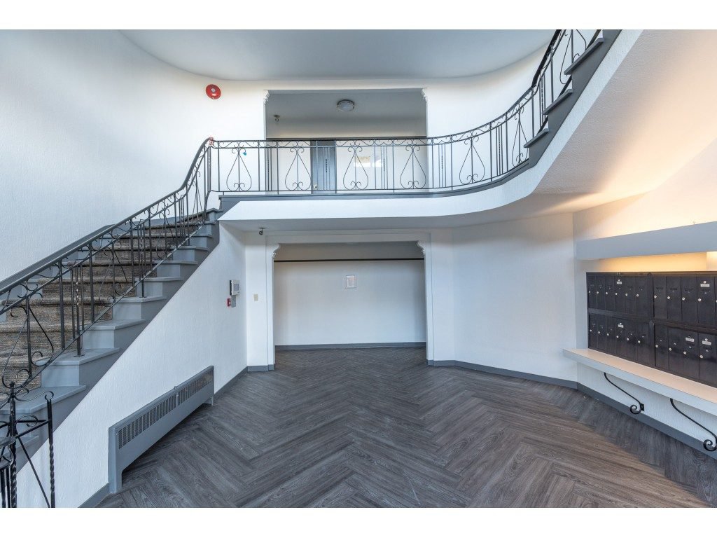2 Bedroom Apartment for Rent - 5600 Dalhousie Road, Vancouver, BC 4