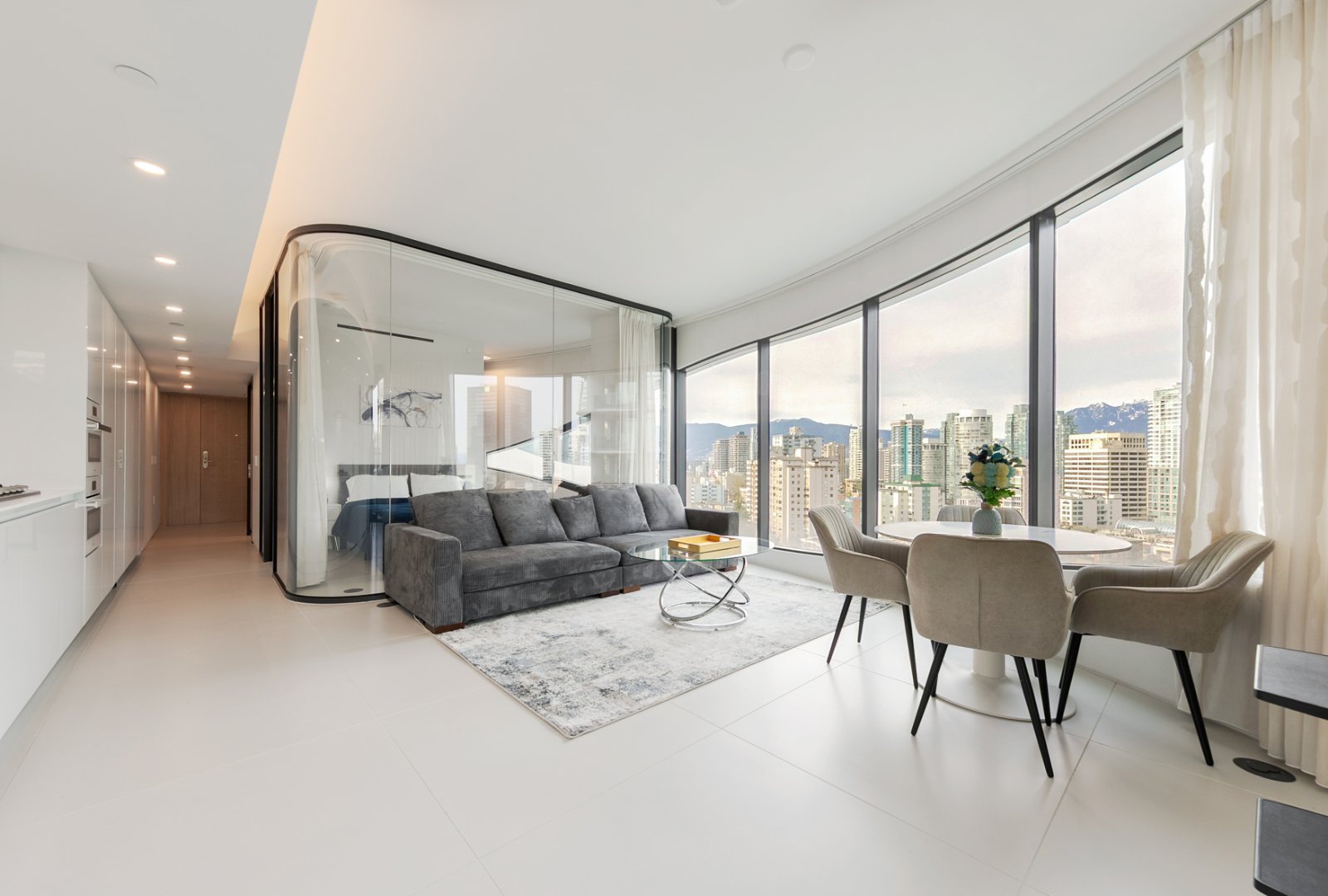 2 Bedroom Apartment for Rent - 1033 Nelson St, Vancouver, BC 3