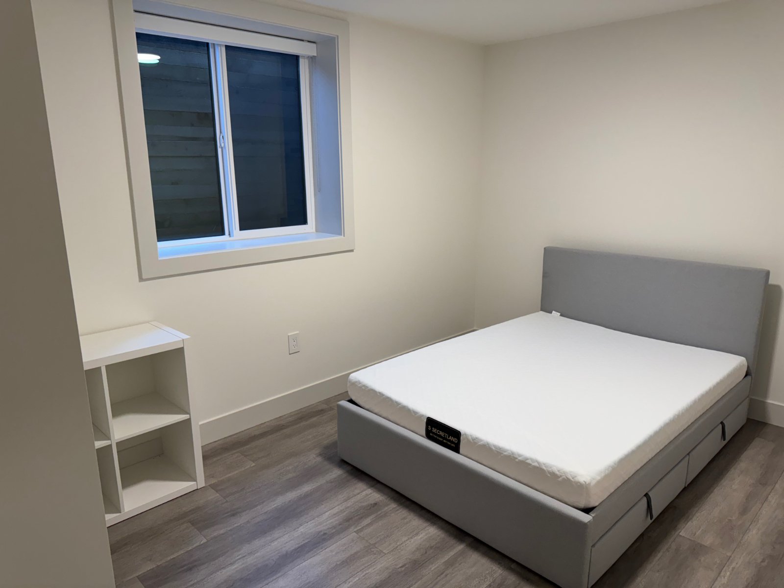 2 Bedroom House for Rent - Dunkirk Ave, Coquitlam, BC 3
