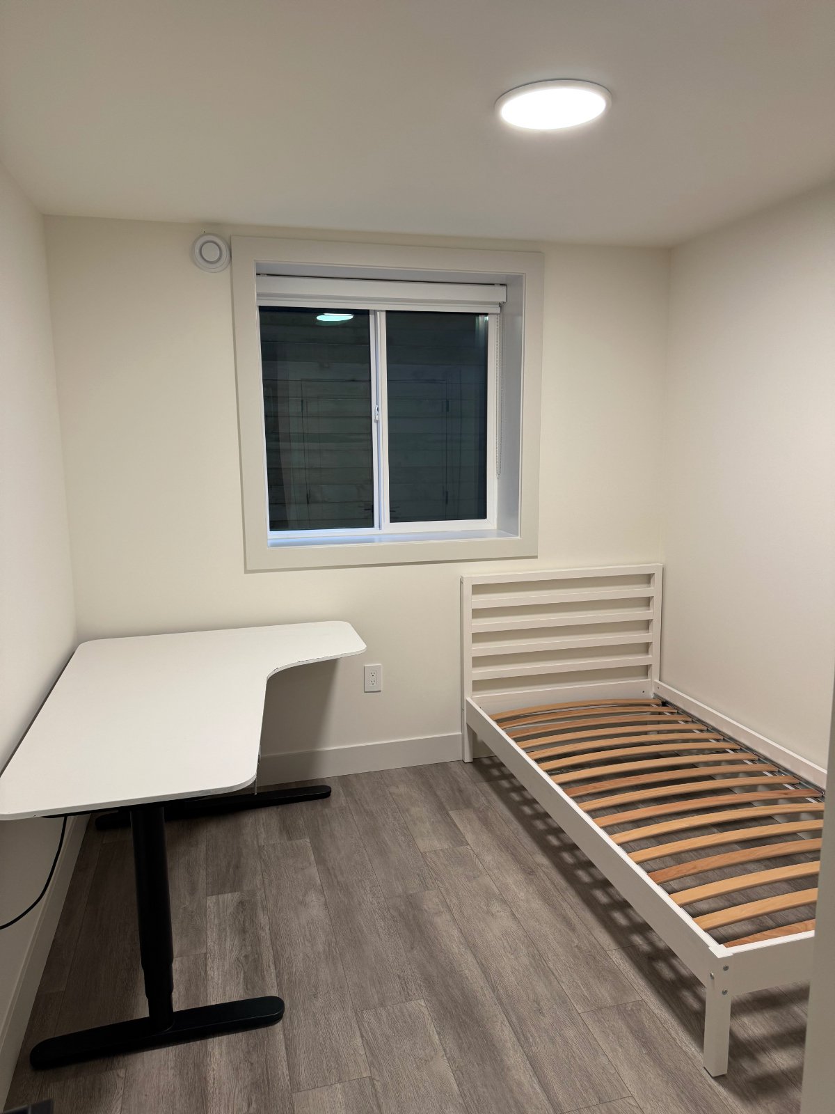 2 Bedroom House for Rent - Dunkirk Ave, Coquitlam, BC 4