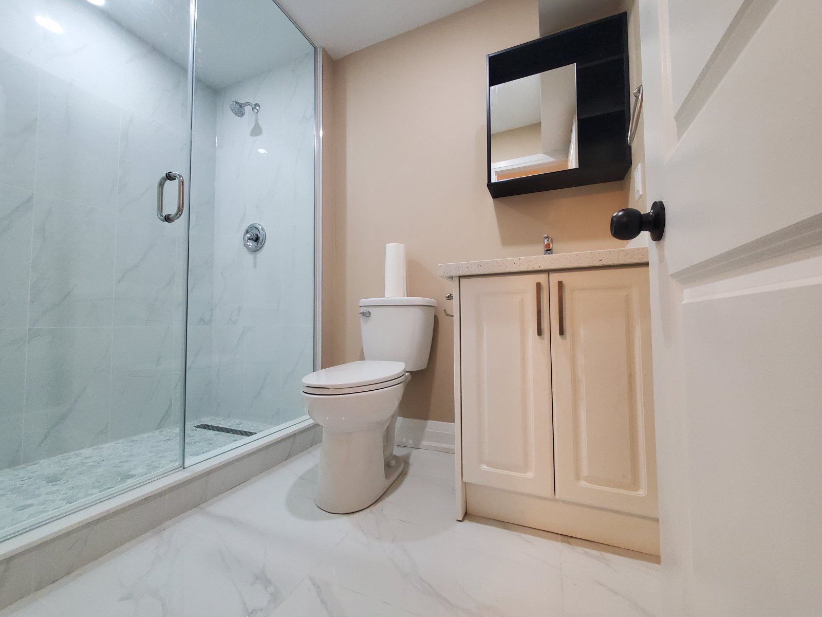 Room in House for Rent - Windhill Rd, Markham, ON 2
